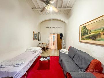 4 LOCALI A PONTEDERA