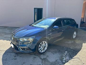 RENAULT Mégane Sporter Blue 1.5 dCi 115CV Intens