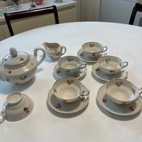 Servizio tazzine teiera brocchina anni 60