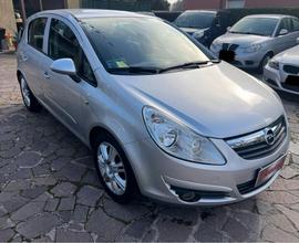 Opel Corsa 1.2 5 porte Easytronic Cosmo