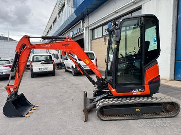 Miniescavatore cingolato usato KUBOTA U27-4