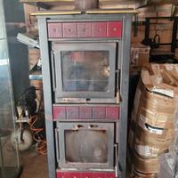 Stufa a legna con forno