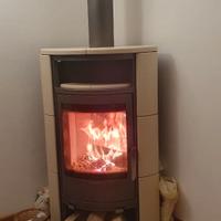 Stufa a legna marca ORANIER