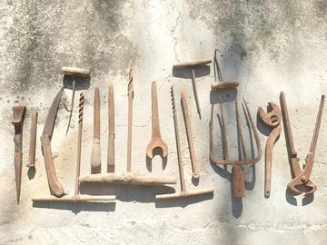 Lotto di attrezzi vintage 