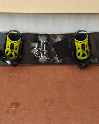 SNOWBOARD Nitro Magnum 161
