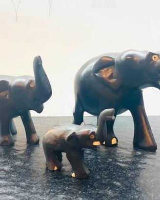 Set 3 stauette elefanti in legno scuro