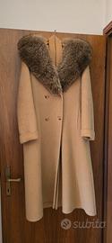 Cappotto in Alpaca e Lana con Collo in Pelliccia