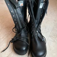 Scarponi vigili del fuoco