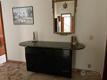 Cassettiera e comodino in marmo