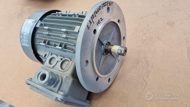Motore asincrono trifase 1.1 kW 2780 rpm