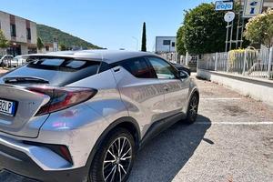 Toyota C-HR 1.8 Hybrid E-CVT Lounge