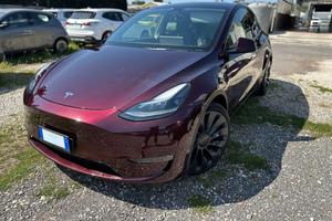 TESLA Model Y 2021 - Model Y Performance Dual Moto