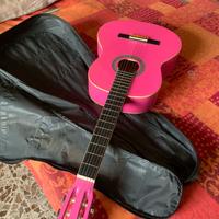 Chitarra classica rosa