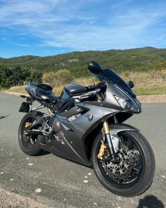 Triumph Daytona 675