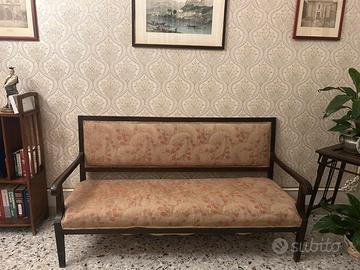Divano stile liberty tapezzeria originale