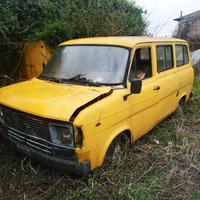 Ford Transit per pezzi di ricambio