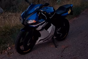 YAMAHA TZR50 2006
