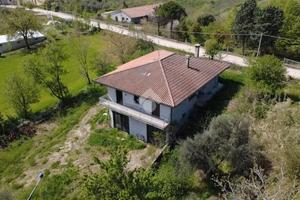 CASA INDIPENDENTE A CORIANO