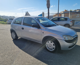 Opel corsa 1.0