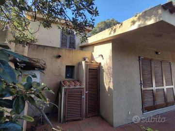 Immobile in asta di 192 m² con 4 locali a Trinità 