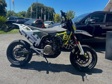 Husqvarna 701 Supermoto ARROW PERFETTE CONDIZIONI 