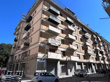 2 LOCALI A PALERMO