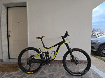 Bici mtb Giant Reign