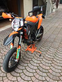 Ktm da 125 a 690 motard da 2008
