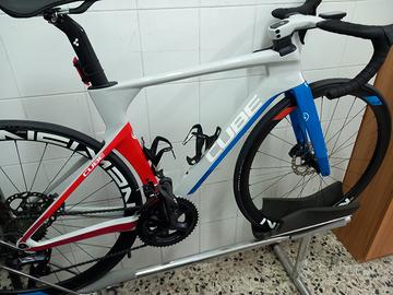  bici da corsa cube full carbonio 