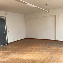 Pesaro ufficio in via Goffredo Mameli