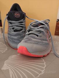 2 paia di scarpe buona marca + sciarpa/foulard 
