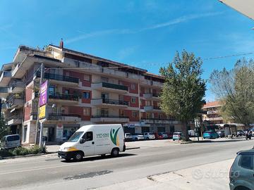 Locale Commerciale Ristrutturato