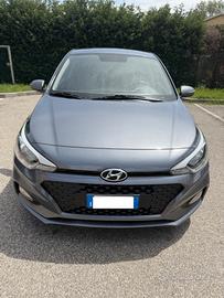 Hyundai i20 1.2 - NEOPATENTATI - 12 MESI DI GARANZ