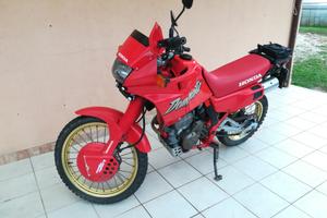 Honda dominator nx 650 