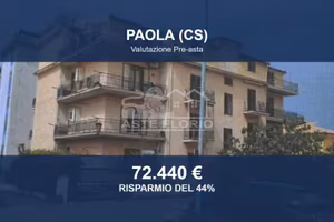 Immobile in asta di 166 m² a Paola