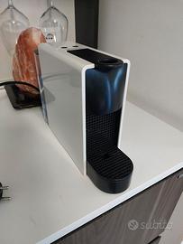 nespresso essenza mini bianca