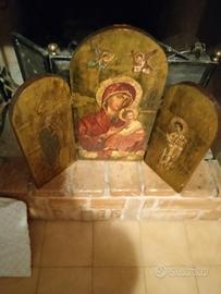 un ritratto della madonna e Gesù su legno in decou