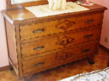 Cassettone como' in stile legno massello