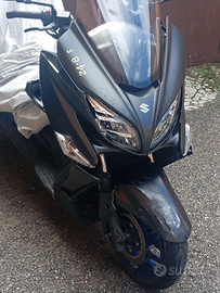 Burgman 400 2020 incidentato