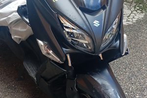 Burgman 400 2020 incidentato