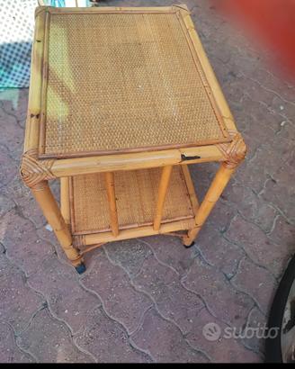 Tavolino in rattan 