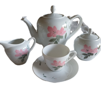 servizio da tè in preziosa fine porcellana