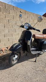 Vespa 150c. 4T. LML