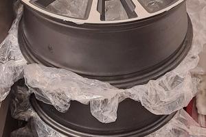 Cerchi Originali Abarth da 17 pollici perfetti