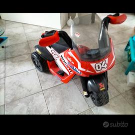 Moto elettrica Peg Perego ducati