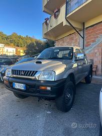 Mitsubishi L200 2.5 TDI 4WD Club Cab Pick-up GLS