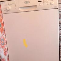 lavastoviglie Whirlpool classe funzionante 
