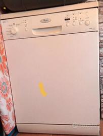 lavastoviglie Whirlpool classe funzionante 