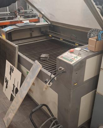 Taglio laser co2 100w