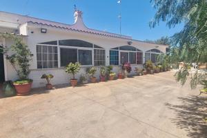 Casa di campagna vicino al mare